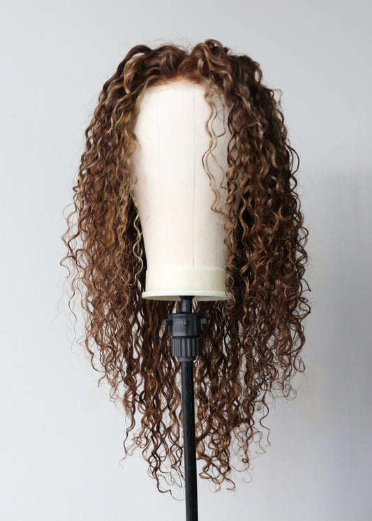 Long highlights curls